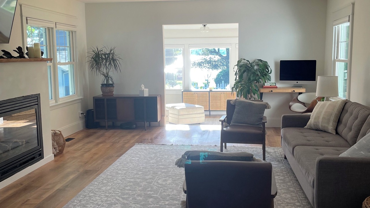 Photo of Livingroom in South Gull Lake