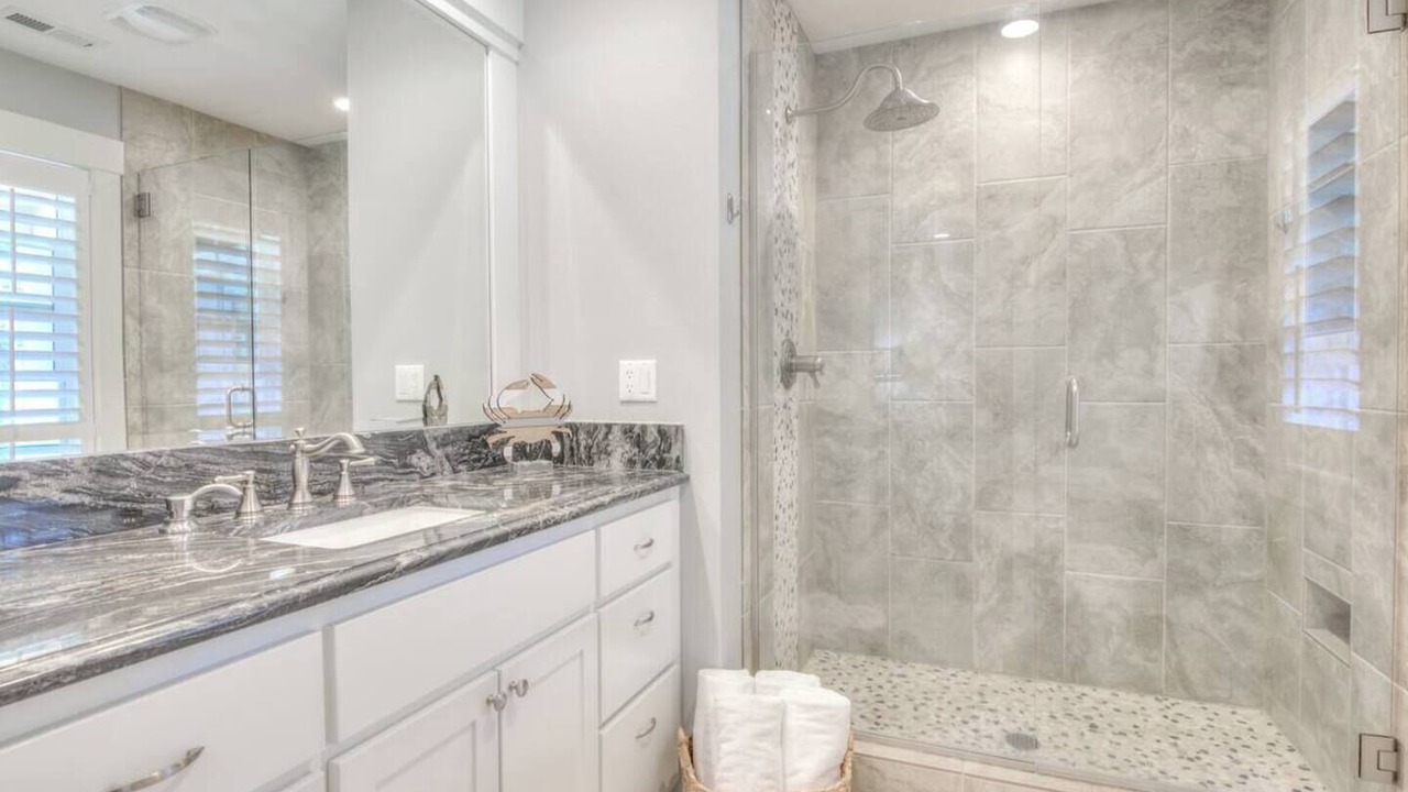 Photo of Bathroom in Rockaway Beach