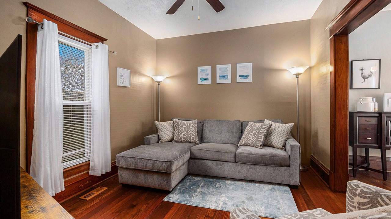 Photo of Bedroom in Three Oaks