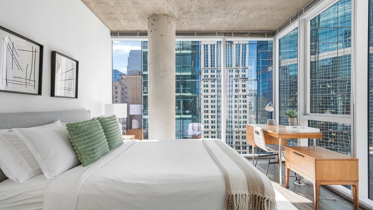 Photo of Bedroom in Downtown Chicago