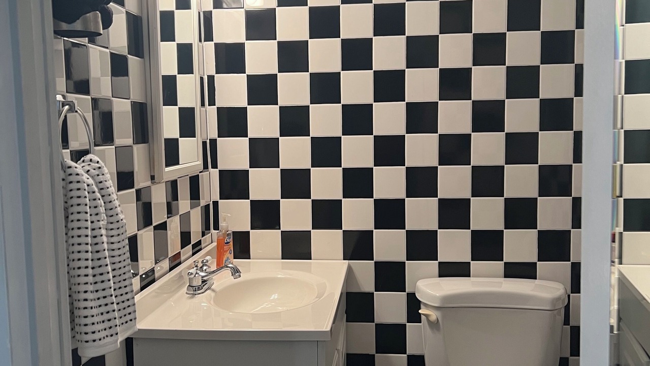 Photo of Bathroom in Cleon Township