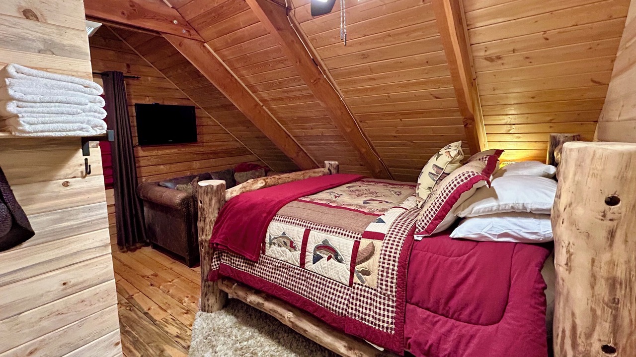 Photo of Bedroom in Island Park