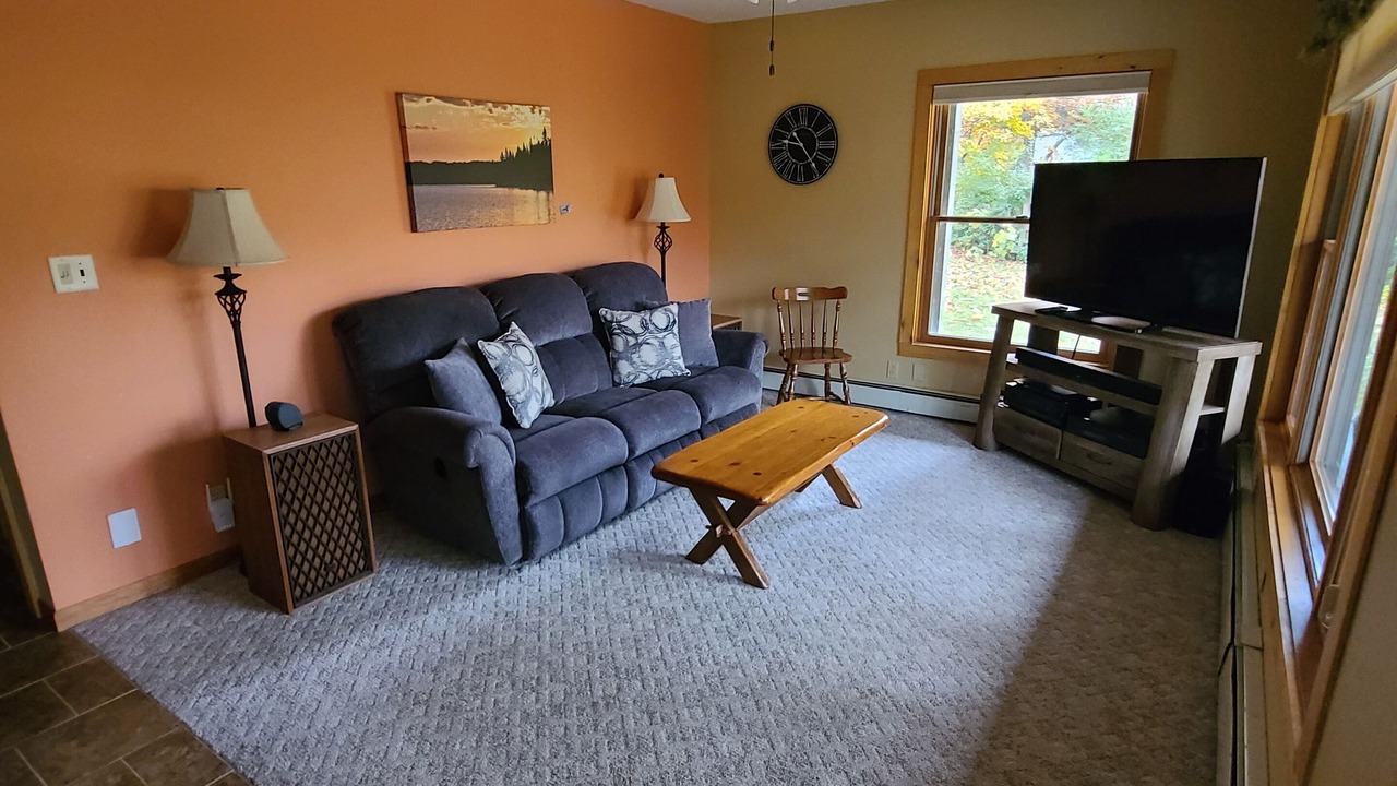 Photo of Livingroom in Lac La Belle