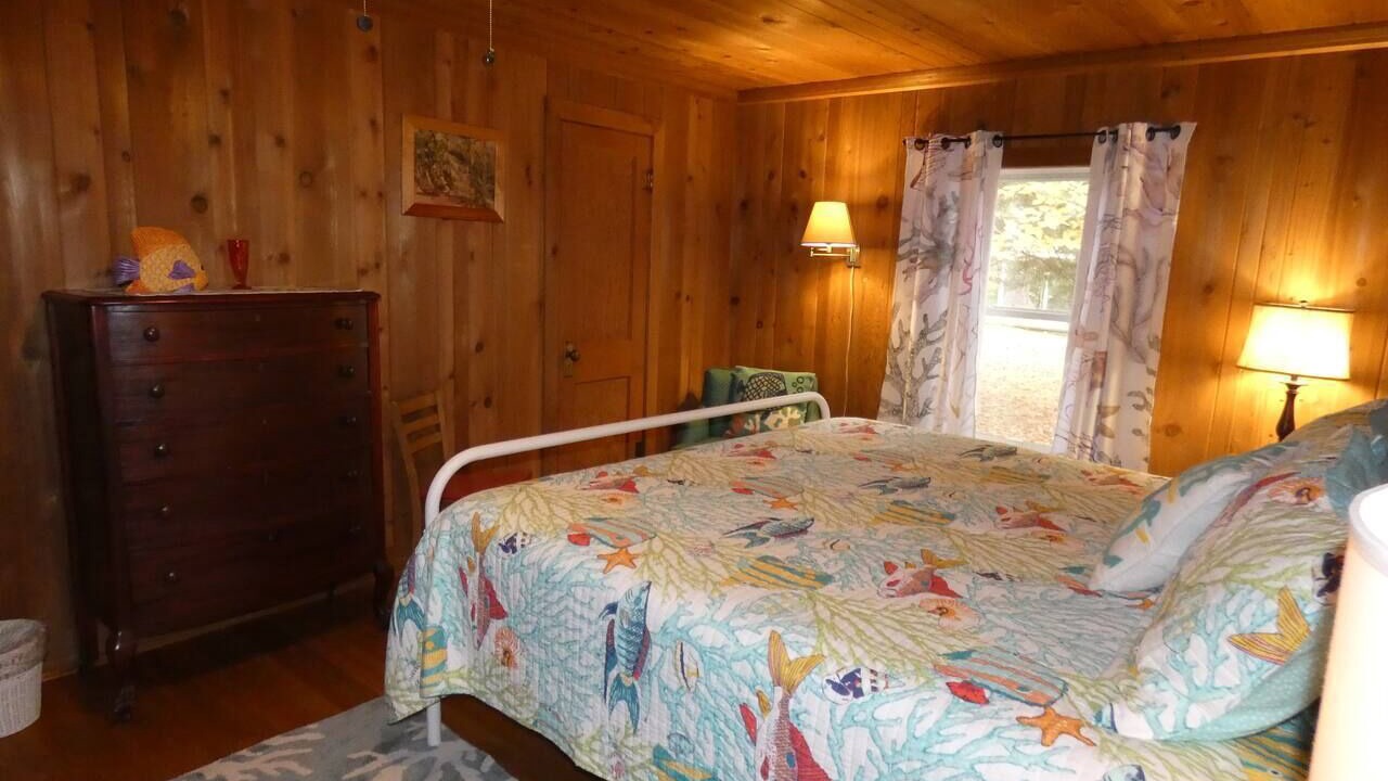 Photo of Bedroom in Alden