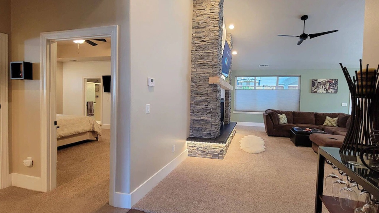 Photo of Livingroom in Medford