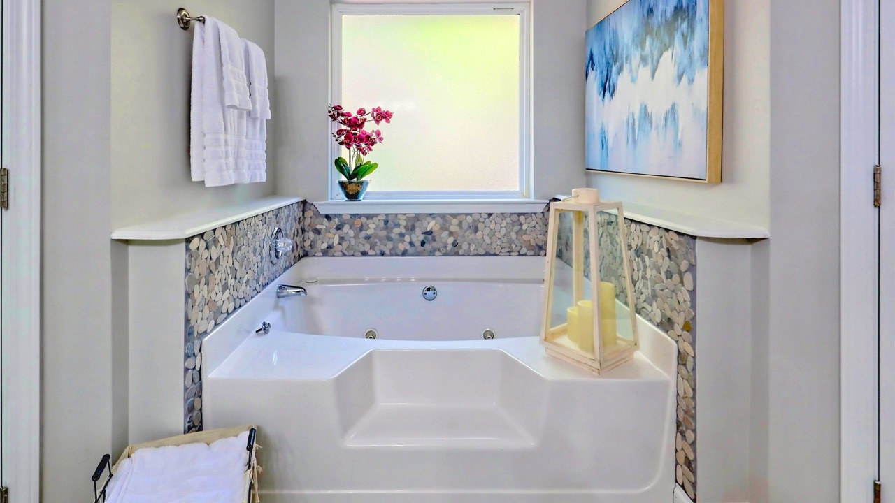 Photo of Bathroom in Clayton