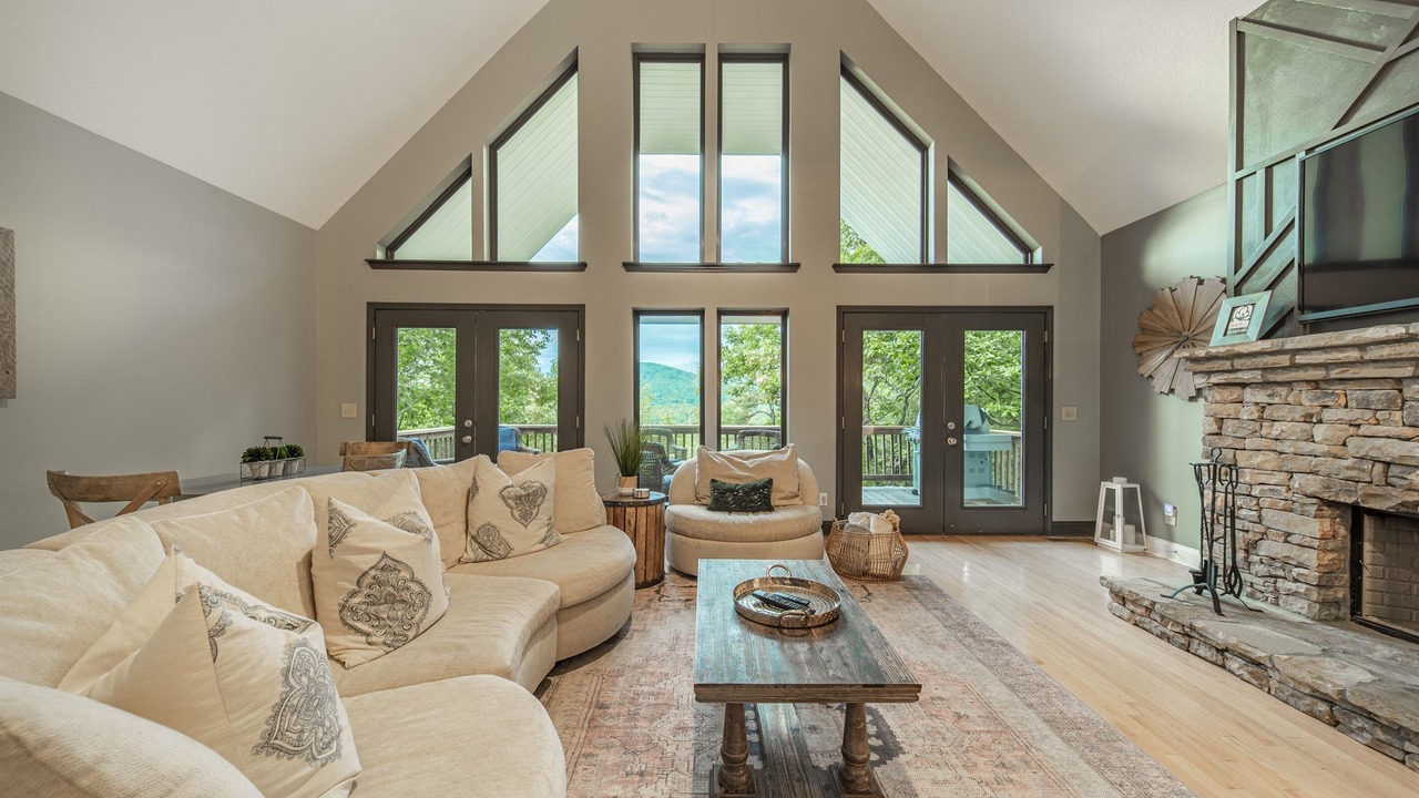 Photo of Livingroom in Clayton