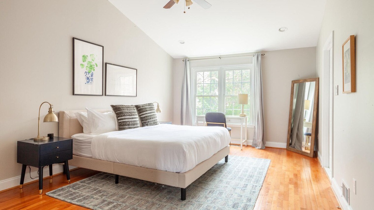 Photo of Bedroom in Fairfax