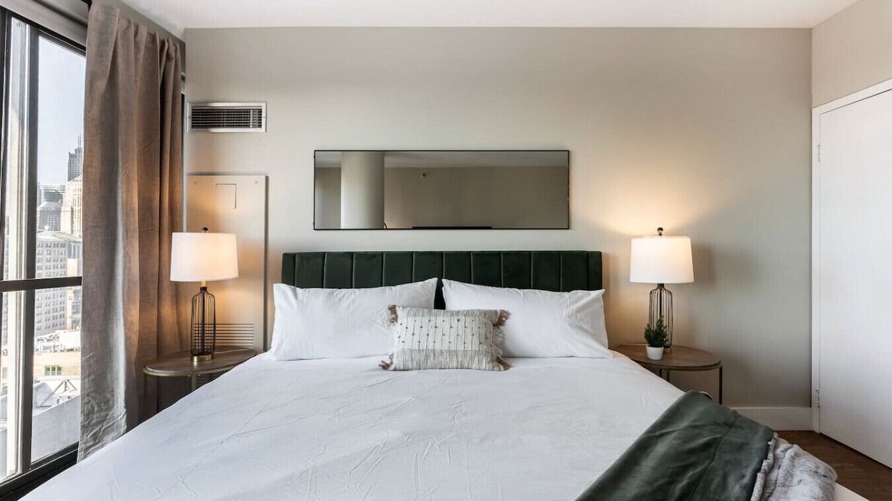 Photo of Bedroom in The Loop