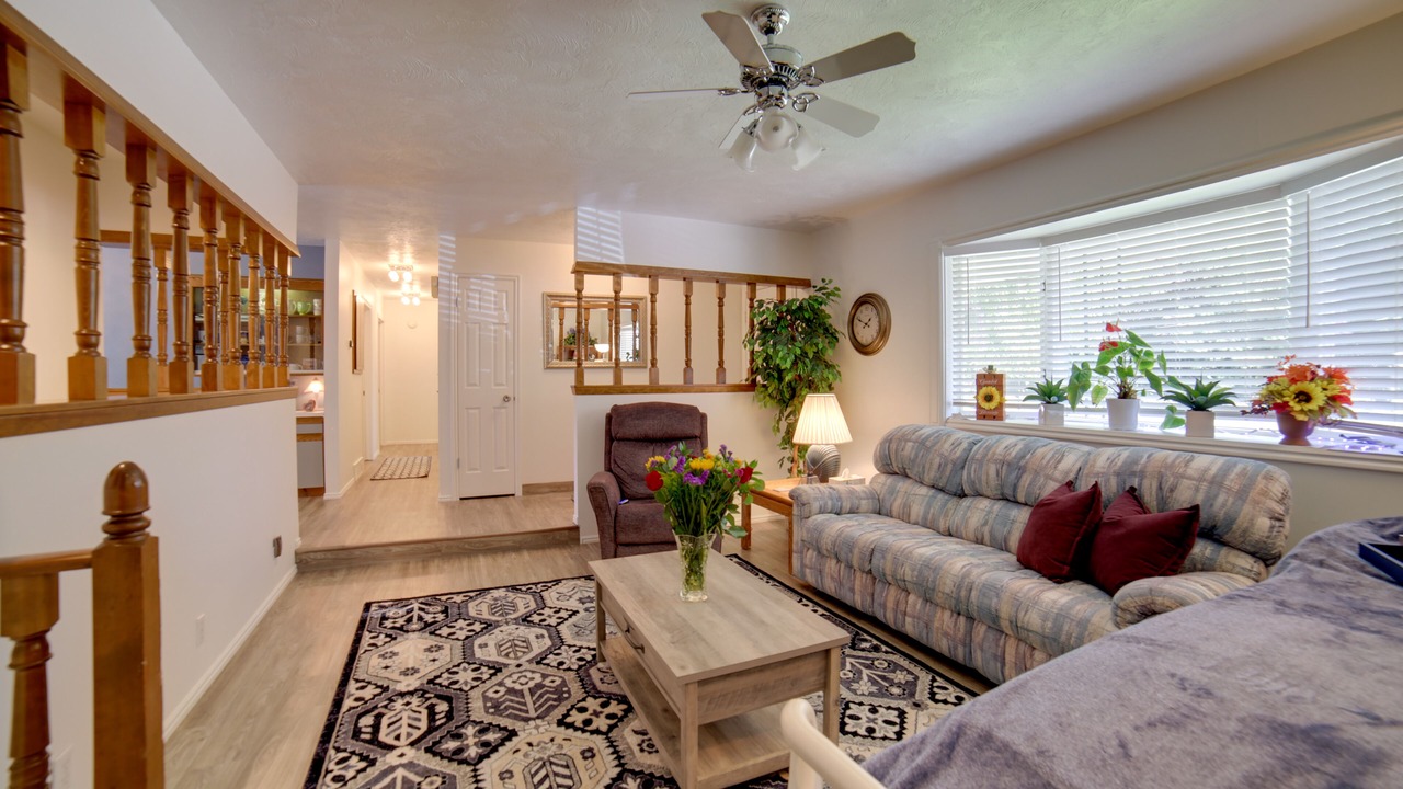 Photo of Livingroom in Idaho Falls