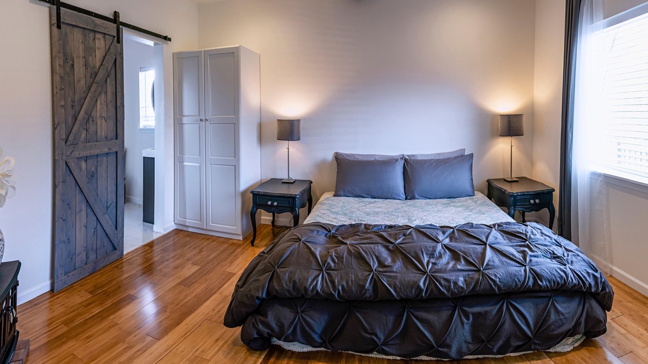 Photo of Bedroom in Talent
