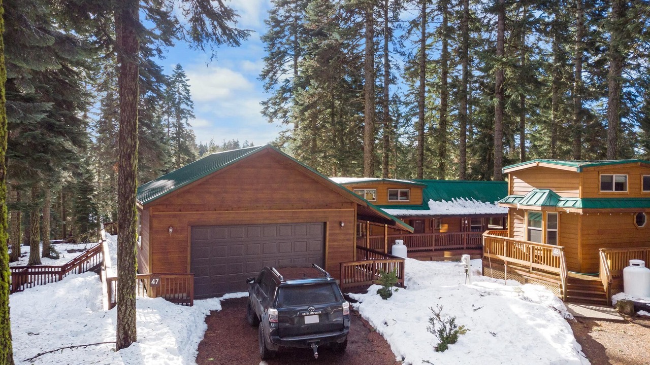 Photo of Outdoor in Ashland