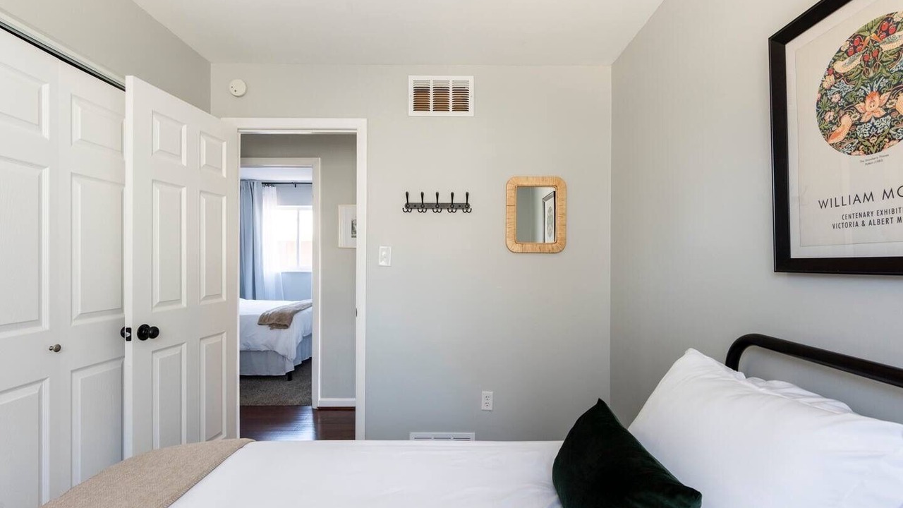 Photo of Bedroom in Warren