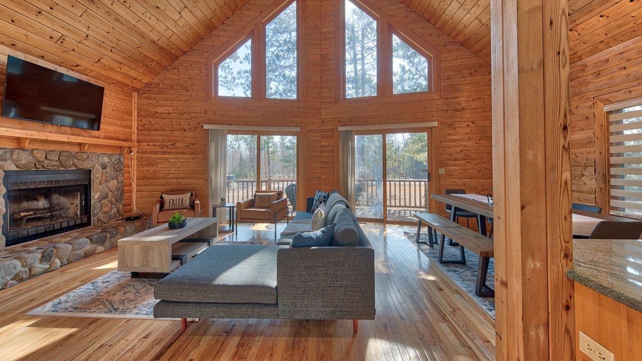 Photo of Livingroom in Mancelona