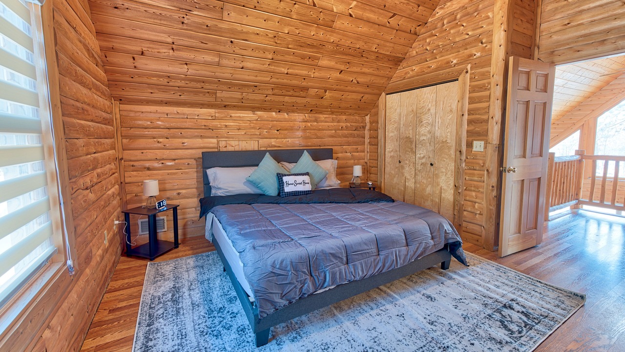 Photo of Bedroom in Mancelona