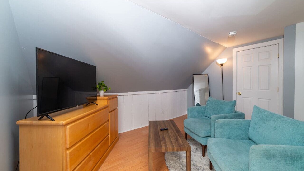 Photo of Livingroom in Amesbury