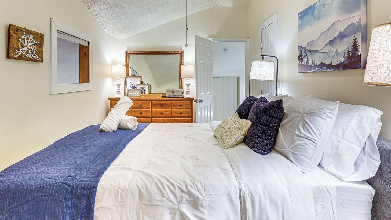 Photo of Bedroom in Warren