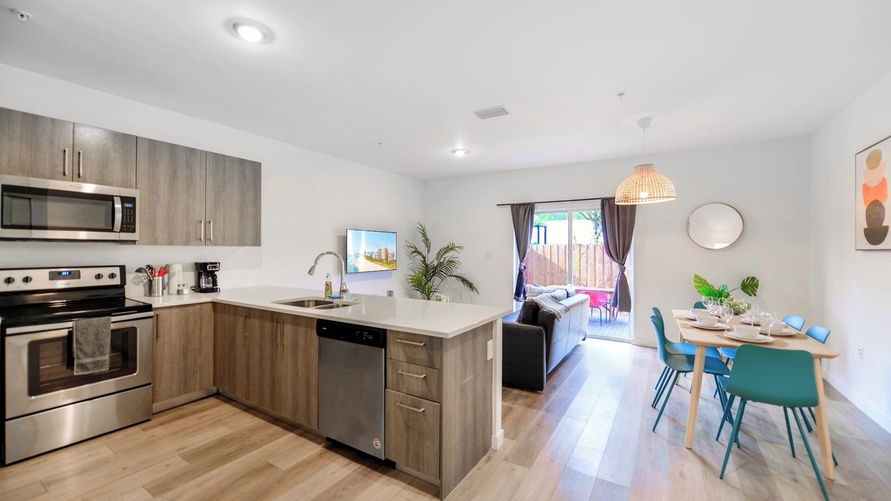 Photo of Kitchen in Golden Glades