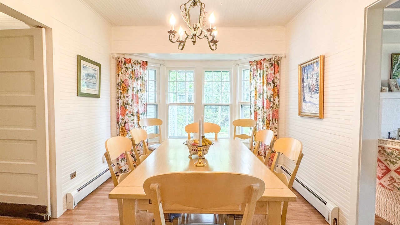 Photo of Bedroom in Roaring Brook