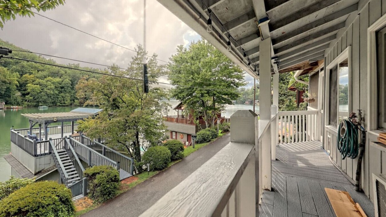 Photo of Outdoor in Clayton