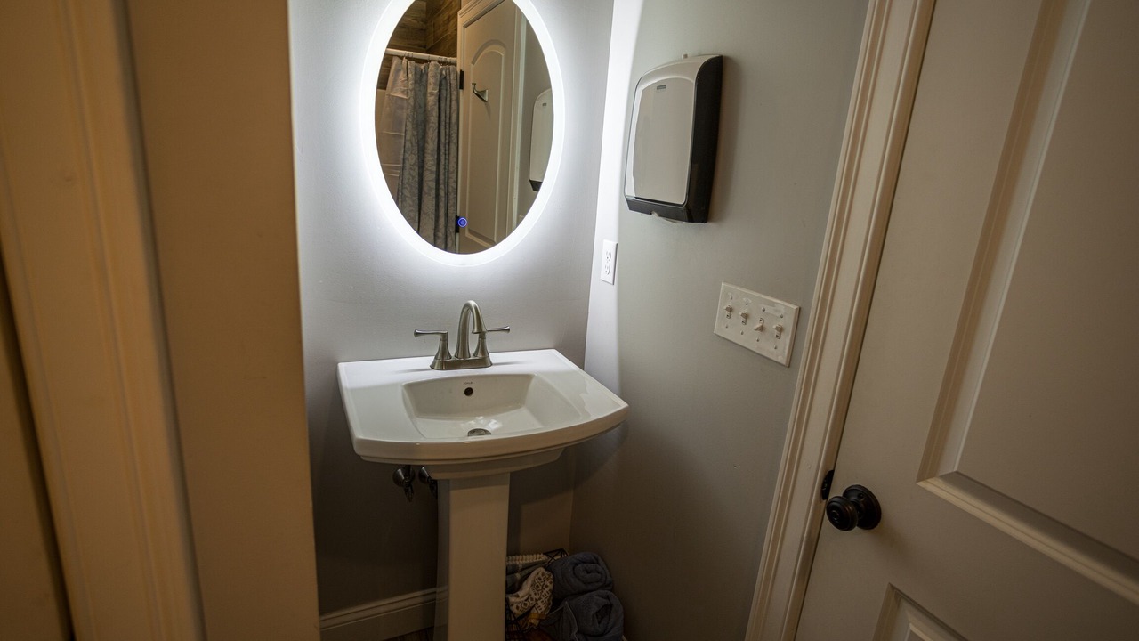 Photo of Bathroom in Center Conway