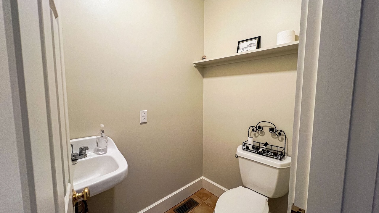 Photo of Bathroom in Sebascodegan Island