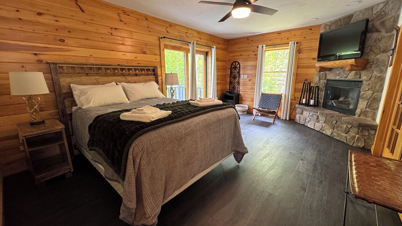 Photo of Bedroom in Thayerville