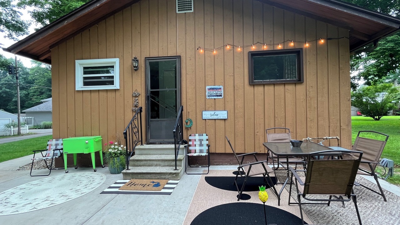 Photo of Outdoor in Paw Paw Lake