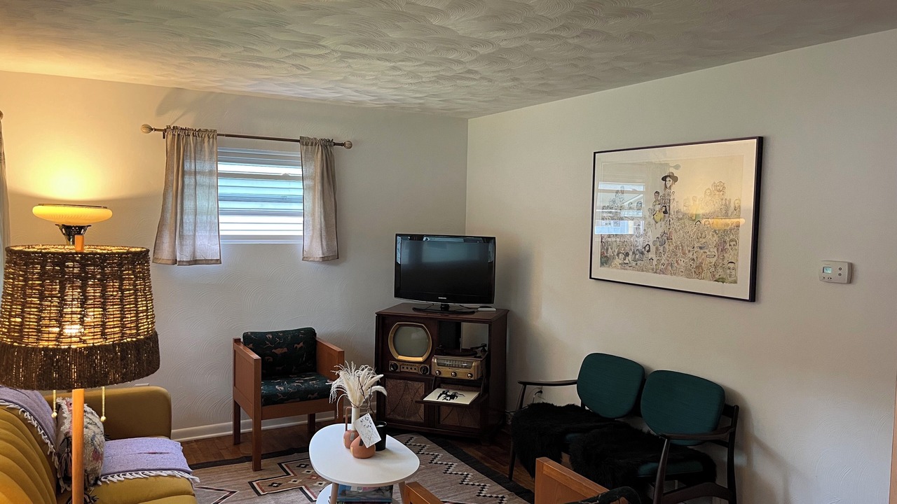 Photo of Livingroom in Paw Paw Lake