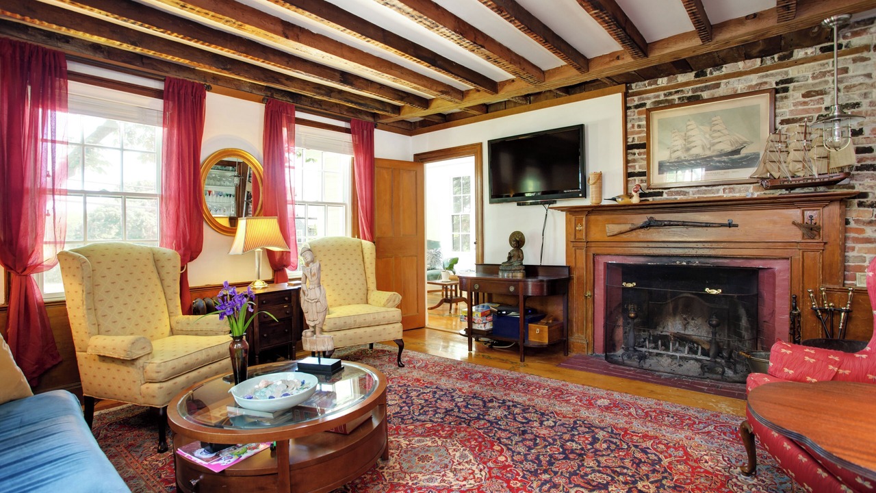 Photo of Livingroom in West Barnstable