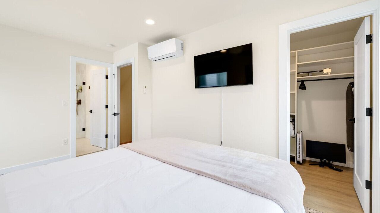Photo of Bedroom in Roosevelt