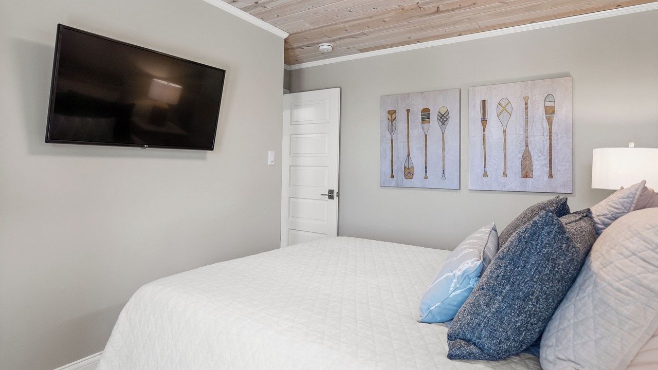 Photo of Bedroom in Ferrysburg