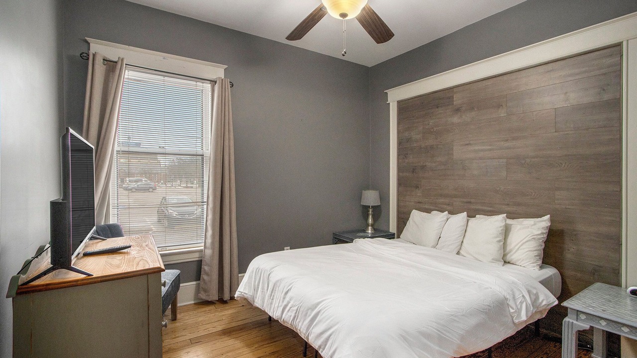Photo of Bedroom in Central Business District