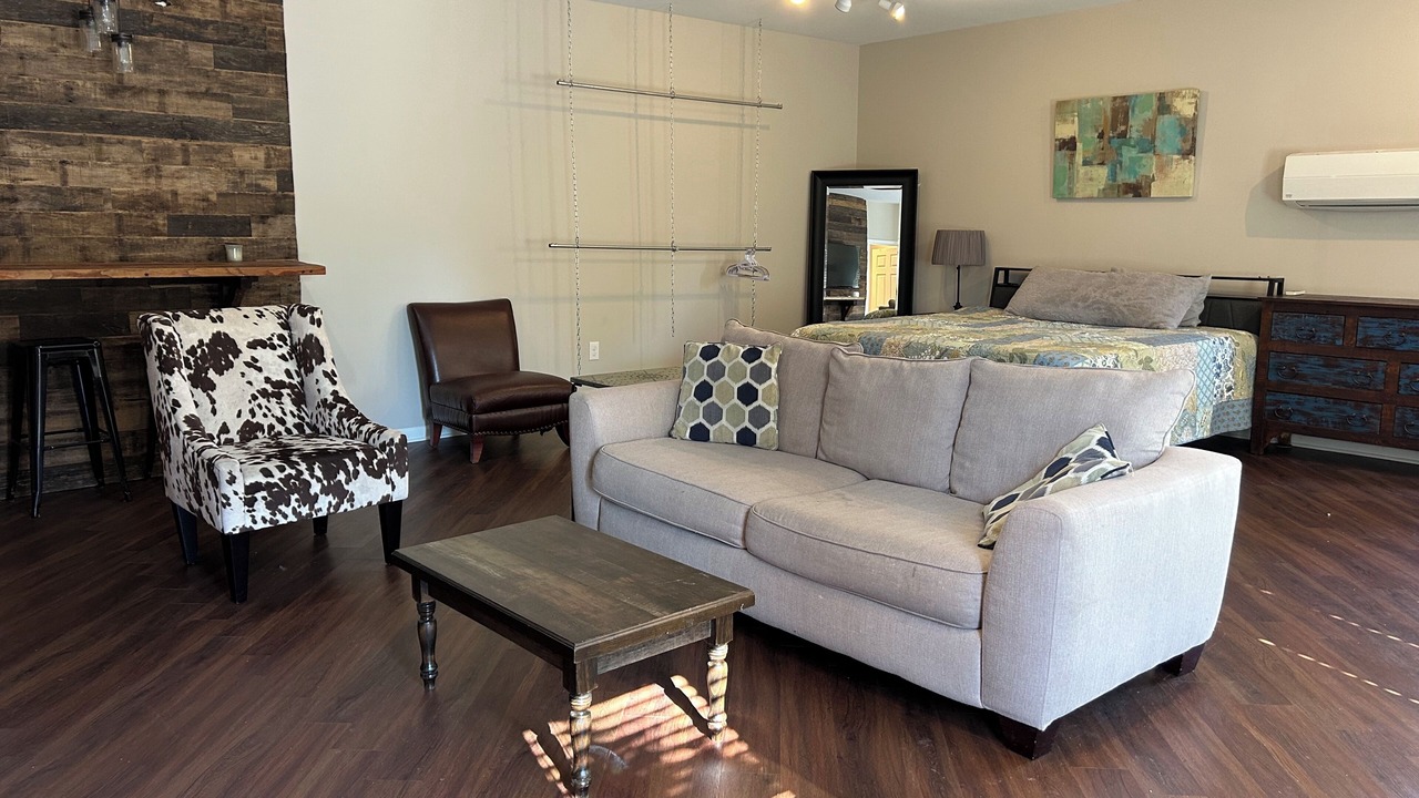 Photo of Livingroom in Roswell