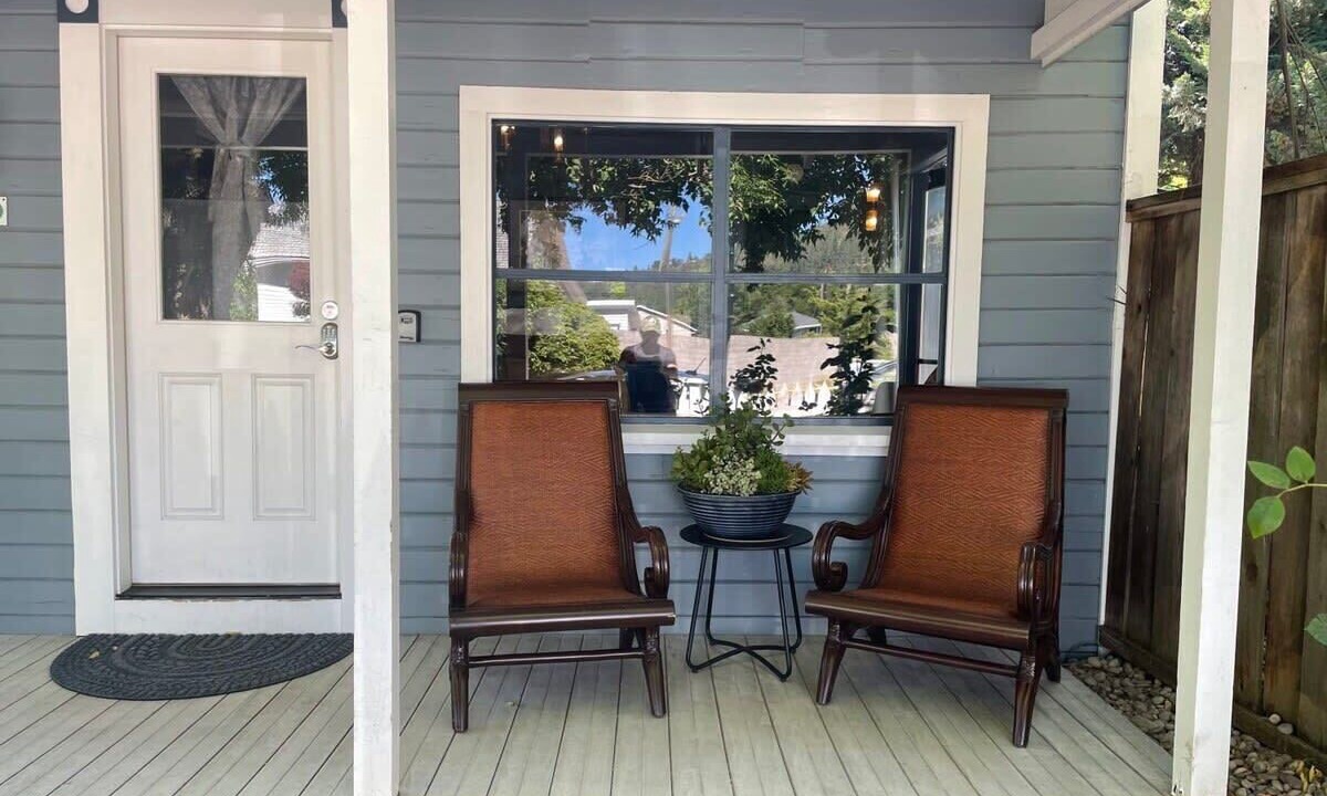 Photo of Patio Balcony in Historic Railroad District