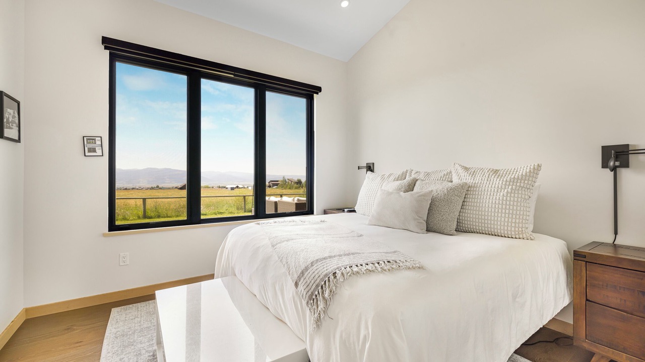 Photo of Bedroom in Victor