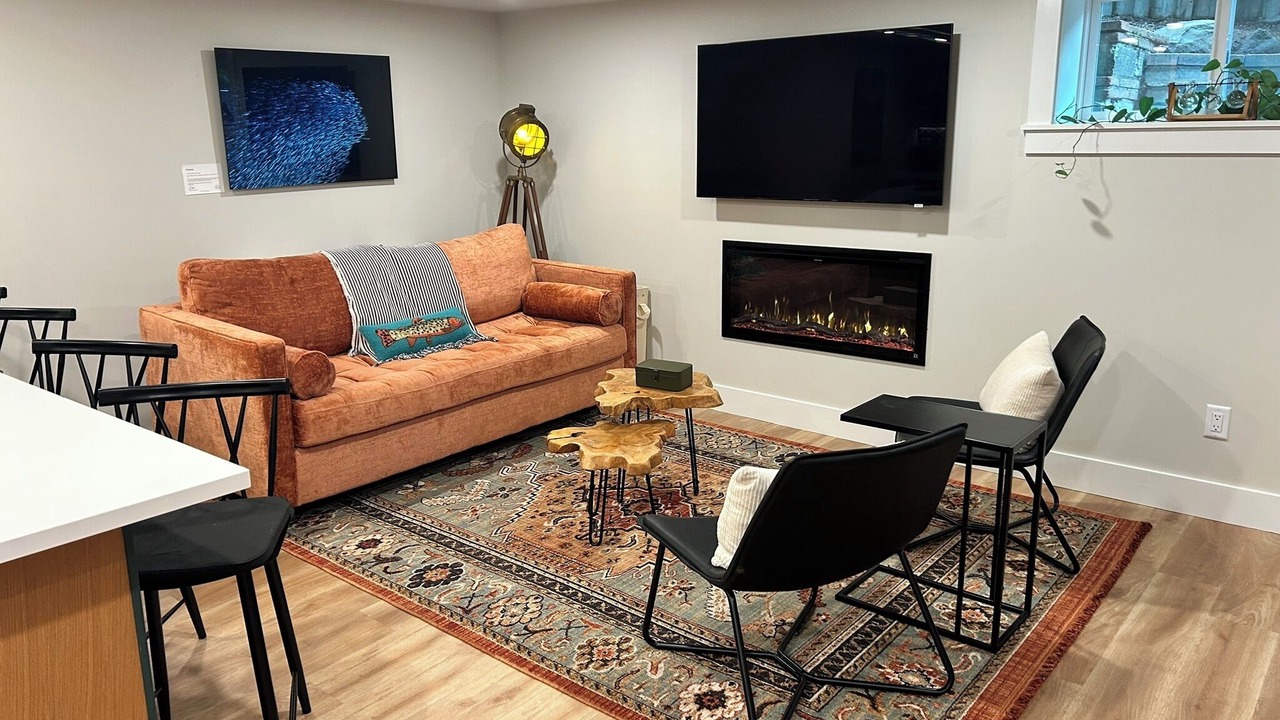 Photo of Livingroom in Wallingford