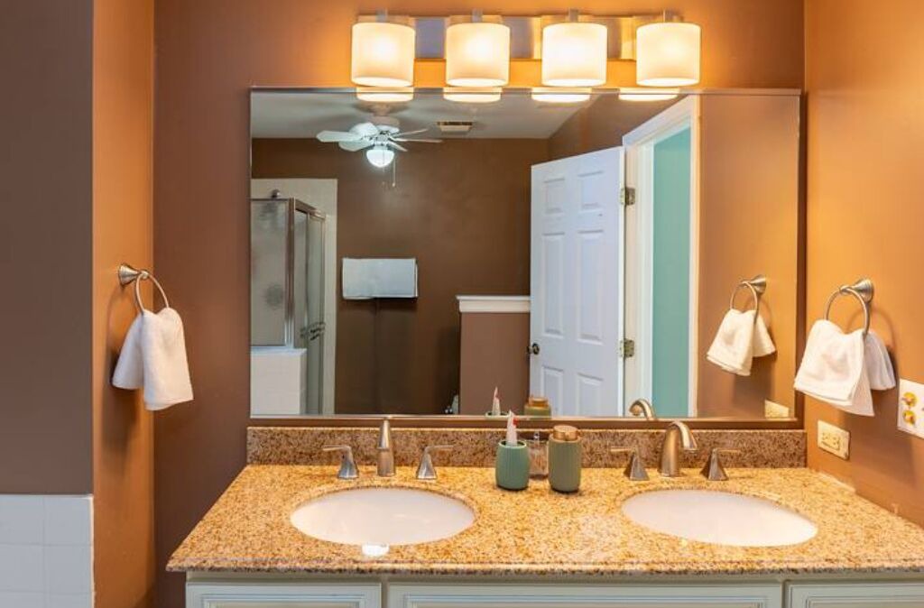 Photo of Bathroom in Wasco