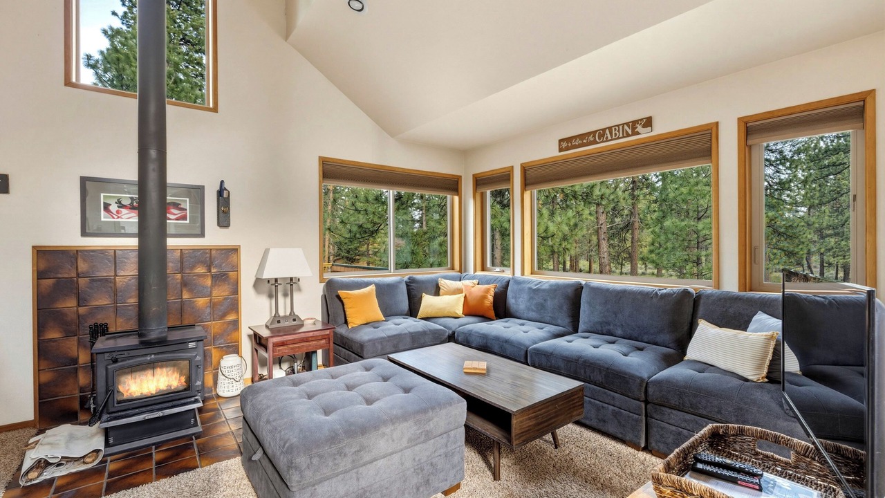 Photo of Livingroom in Sisters
