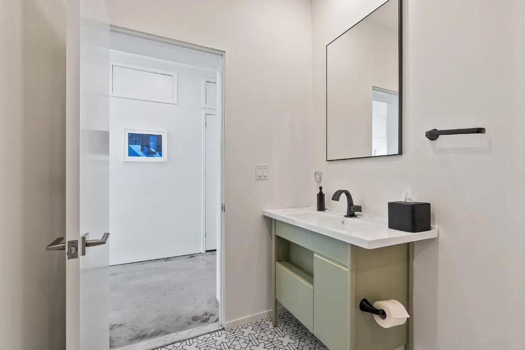 Photo of Bathroom in Lakeville