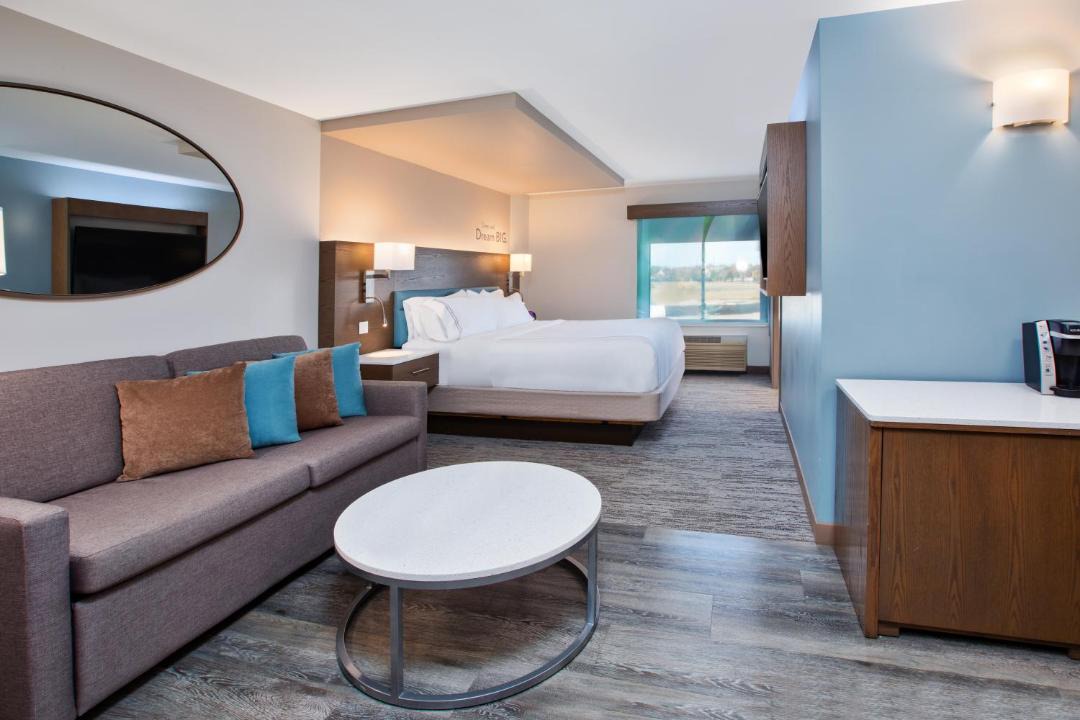 Photo of Bedroom in Bryant Pattengill West