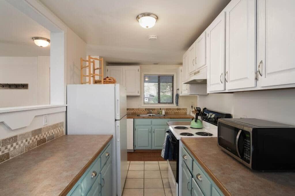 Photo of Kitchen in Rockaway Beach