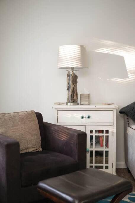 Photo of Livingroom in Rockaway Beach