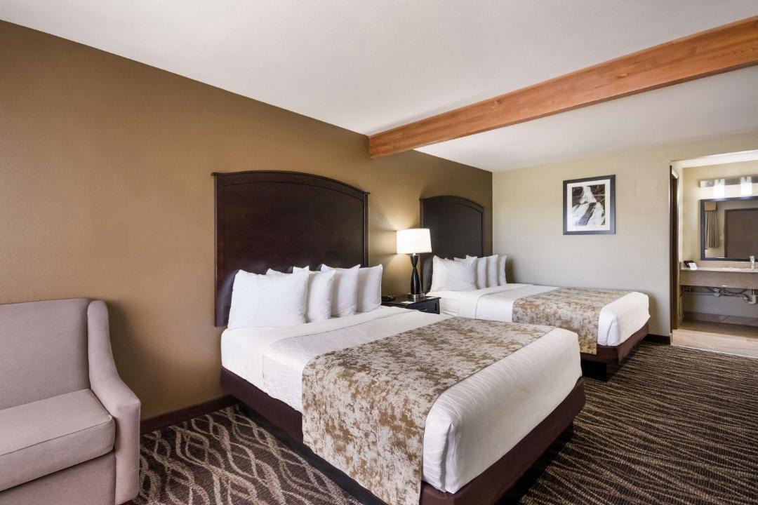 Photo of Bedroom in West Yellowstone
