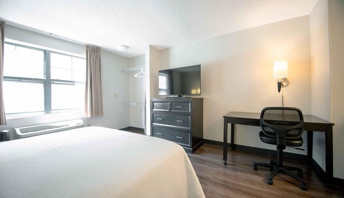 Studio, 1 Queen Bed, Accessible, Non Smoking