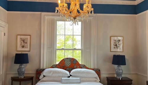 Superior Room, 1 King Bed, Non Smoking, Private Bathroom
