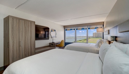 Room, 2 Queen Beds, Partial View