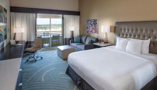 Pure Wellness Lakeview Junior Suite with Balcony